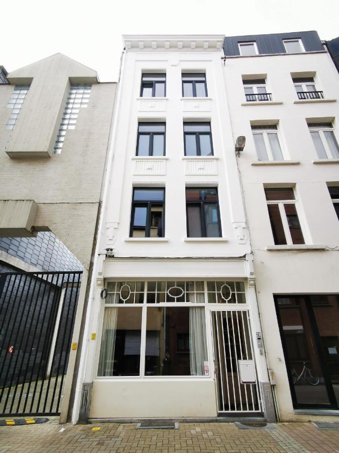 Shway - The Red Monkey Appartement Antwerpen Buitenkant foto