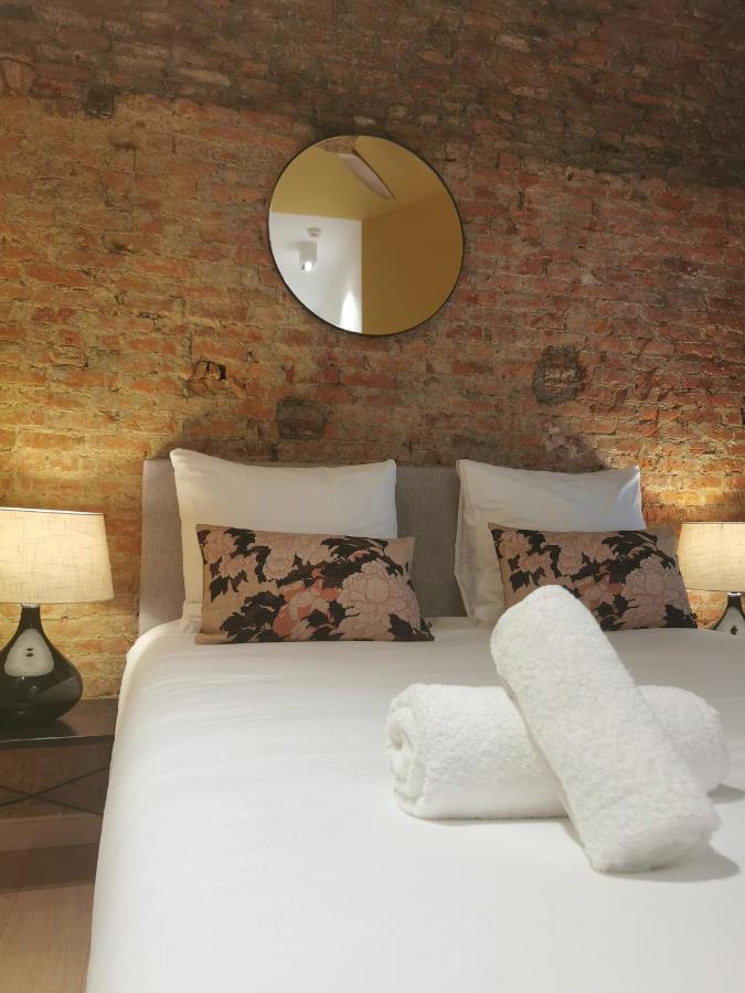 Shway - The Red Monkey Appartement Antwerpen Buitenkant foto