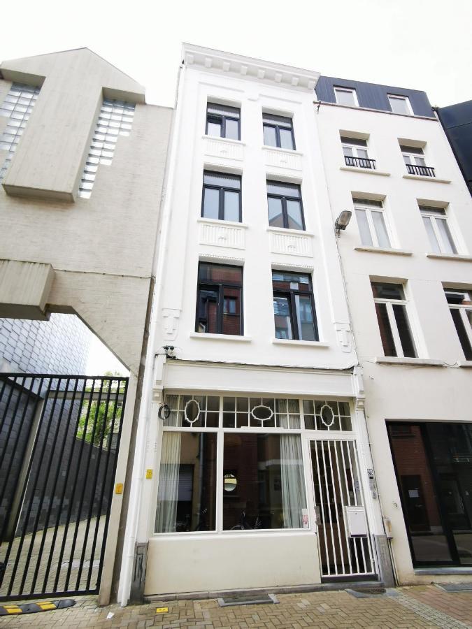 Shway - The Red Monkey Appartement Antwerpen Buitenkant foto
